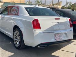 کرایسلەر 300